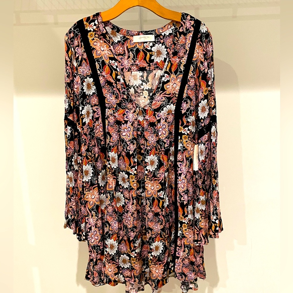 Arula formerly known as A Beautiful Soul boho floral tunic dress- Size 10-12-NWT